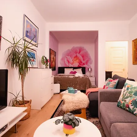 아파트 Lovely Flat In The Heart Of