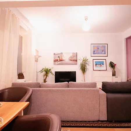 Lovely Flat In The Heart Of 헬싱키