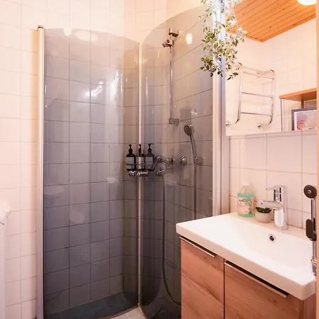 Lovely Flat In The Heart Of דירה הלסינקי