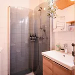 Lovely Flat In The Heart Of Huoneisto Helsinki
